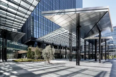 グランモールプラザ